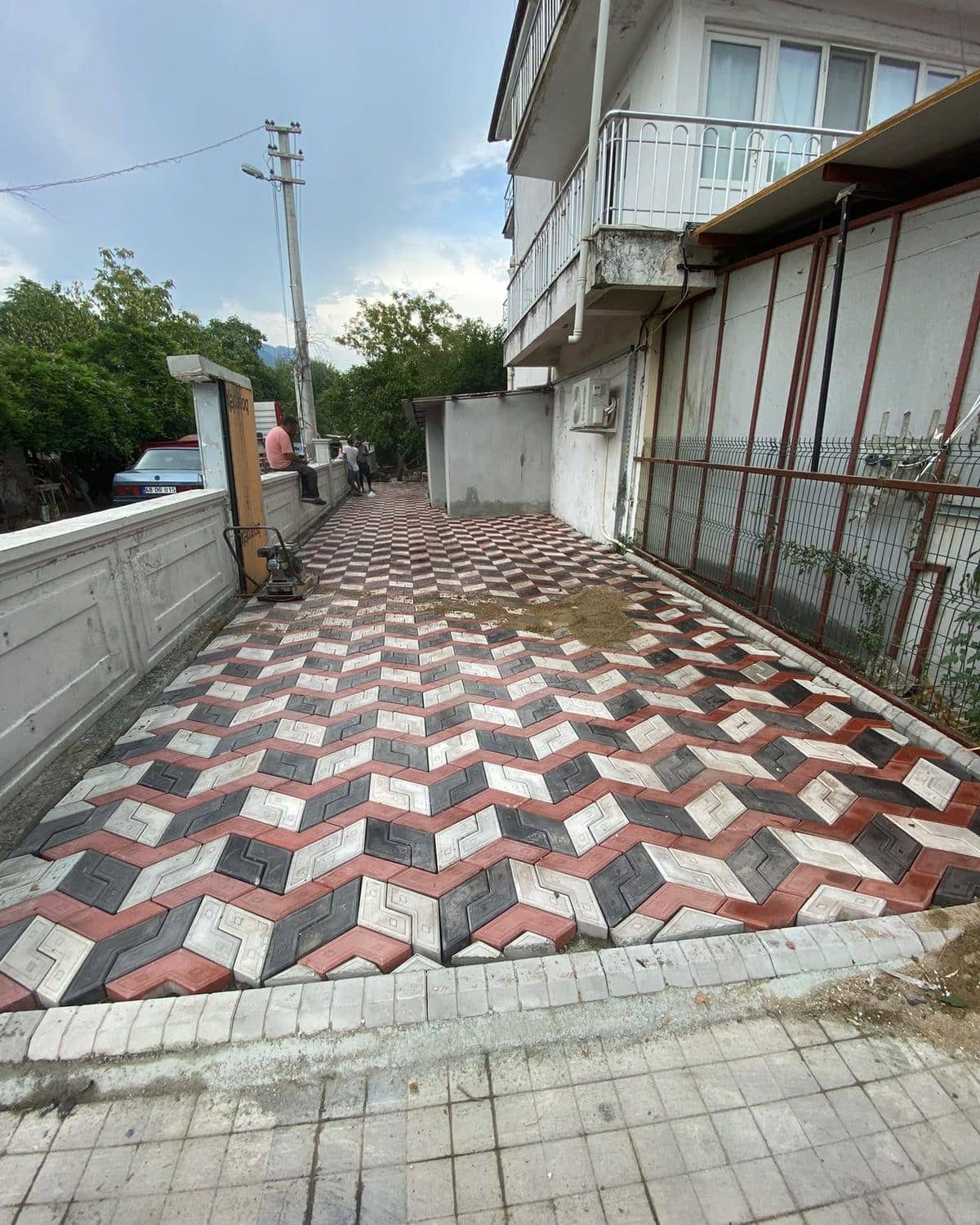 Sahada çalışan ekibimiz